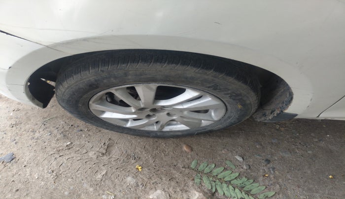 2013 Maruti Swift ZDI, Diesel, Manual, 99,577 km, tyre