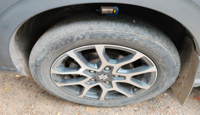 2024 Maruti XL6 ALPHA MT, Petrol, Manual, 69,854 km, tyre