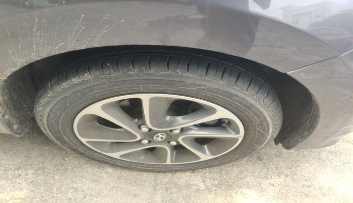 2019 Hyundai Grand i10 ASTA 1.2 KAPPA VTVT, Petrol, Manual, 69,895 km, tyre