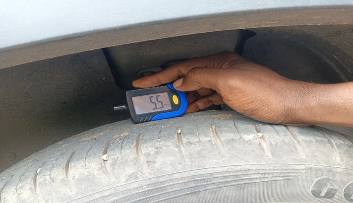 2021 MG HECTOR PLUS SHARP 1.5 PETROL TURBO CVT 6-STR, Petrol, Automatic, 1,13,806 km, tyre