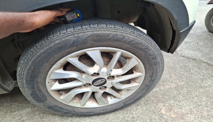 2016 Mahindra Kuv100 K8 D 6 STR, Diesel, Manual, 55,603 km, tyre