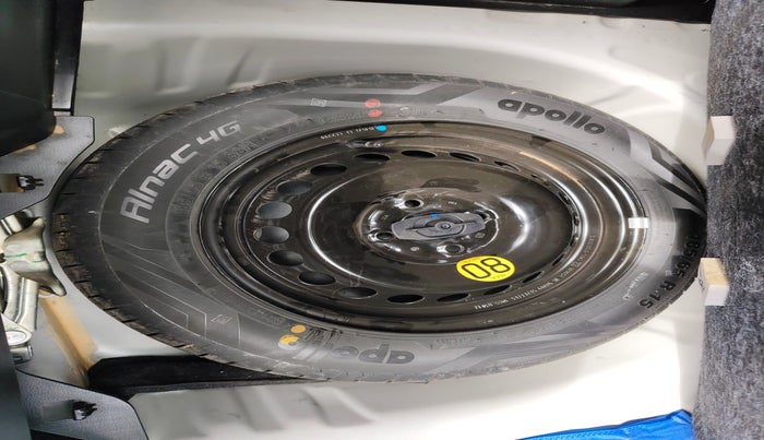 2023 Maruti Baleno ALPHA 1.2 AGS, Petrol, Automatic, 45,600 km, tyre