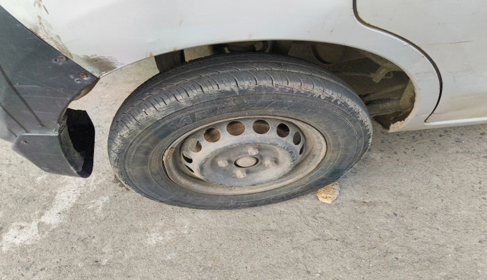 2014 Maruti Alto 800 LXI, Petrol, Manual, 93,858 km, tyre