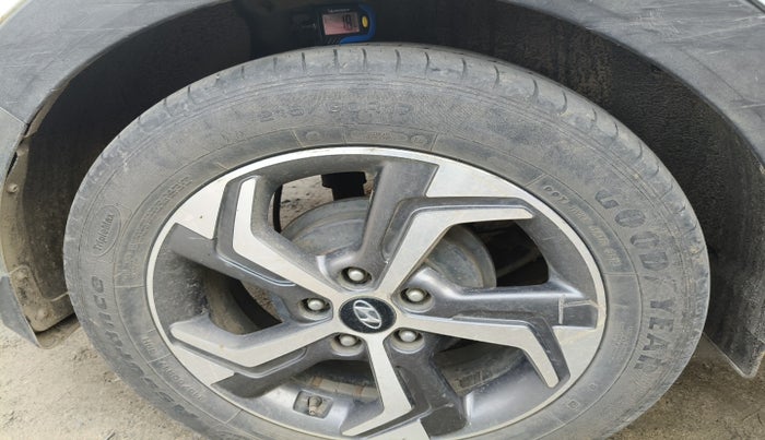 2019 Hyundai Creta SX (O) 1.6 DIESEL, Diesel, Manual, 68,616 km, tyre