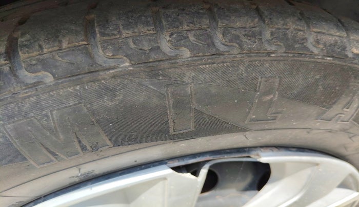 2011 Maruti Swift Dzire VDI, Diesel, Manual, 1,53,573 km, tyre