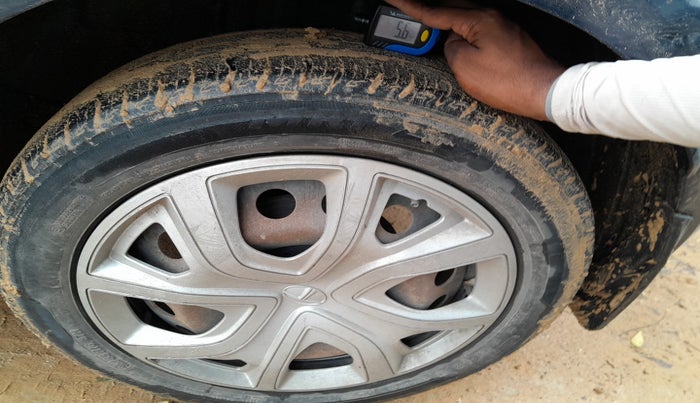 2022 Tata ALTROZ XM PLUS PETROL, Petrol, Manual, 42,798 km, tyre