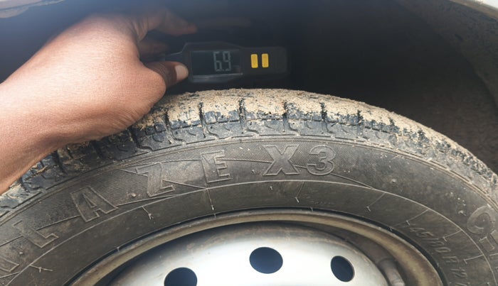 2010 Maruti Alto LXI, Petrol, Manual, 1,17,740 km, tyre