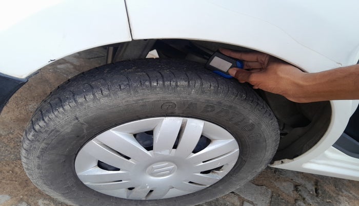 2015 Maruti Alto 800 LXI, Petrol, Manual, 45,711 km, tyre