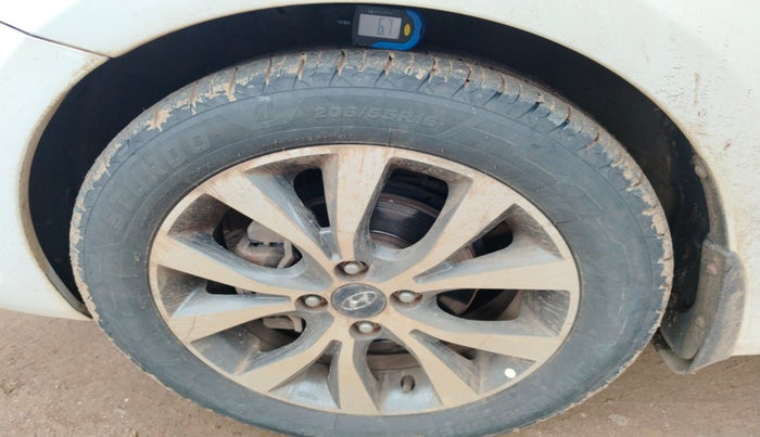 2013 Hyundai Verna FLUIDIC 1.6 CRDI SX, Diesel, Manual, 89,256 km, tyre