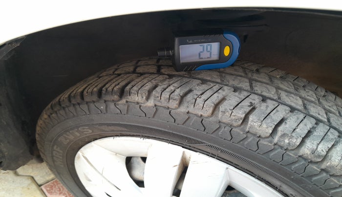 2019 Maruti Alto LXI CNG, Petrol, Manual, 65,980 km, tyre