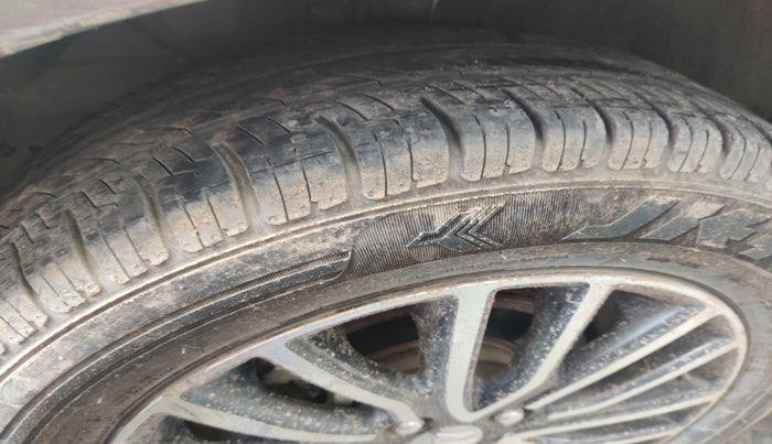 2020 Maruti Dzire ZXI Plus AMT, Petrol, Automatic, 98,063 km, tyre