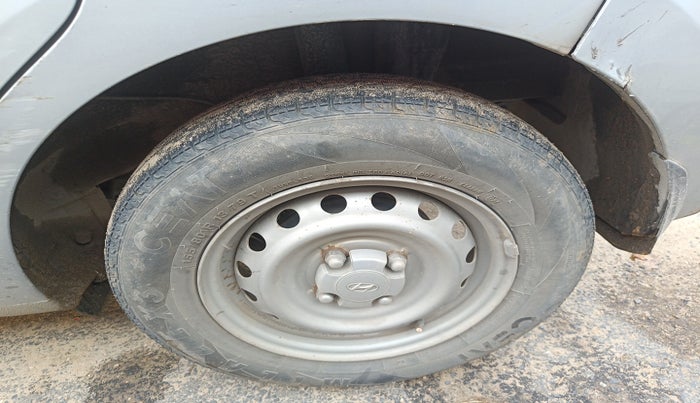 2019 Hyundai NEW SANTRO MAGNA CNG, Petrol, Manual, 1,19,200 km, tyre