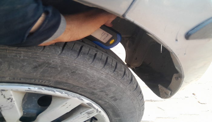 2015 Maruti Celerio VXI, Petrol, Manual, 1,18,359 km, tyre