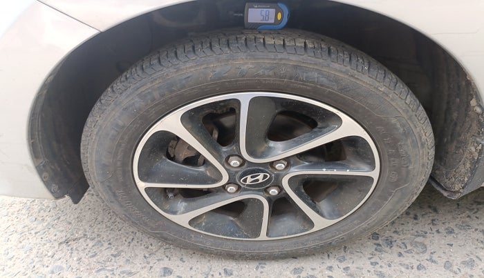 2017 Hyundai Grand i10 ASTA 1.2 KAPPA VTVT, Petrol, Manual, 52,083 km, tyre