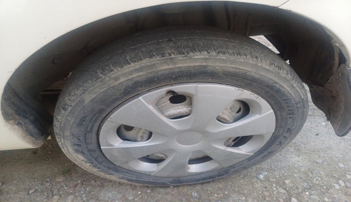 2013 Tata Indica Vista VX QUADRAJET, Diesel, Manual, 77,558 km, tyre