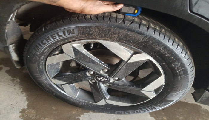 2021 Hyundai ALCAZAR 1.5 SIGNATURE (O) AT 6STR, Diesel, Automatic, 56,841 km, tyre