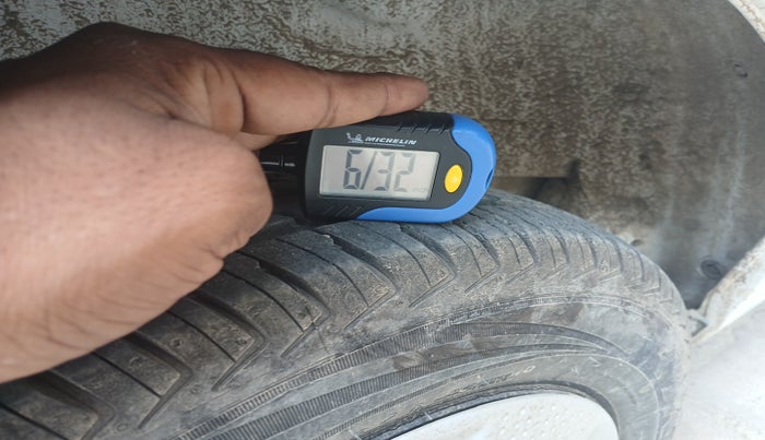 2024 Maruti Alto K10 VXI, Petrol, Manual, 1,534 km, tyre