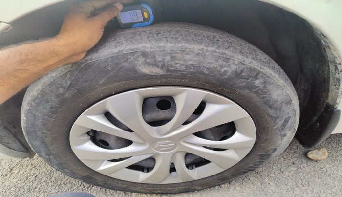 2018 Maruti Dzire VDI, Diesel, Manual, 65,039 km, tyre