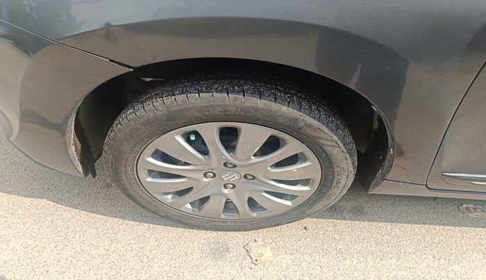 2017 Maruti Baleno ALPHA PETROL 1.2, Petrol, Manual, 1,01,071 km, tyre