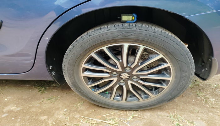 2017 Maruti Dzire VXI, Petrol, Manual, 87,116 km, tyre