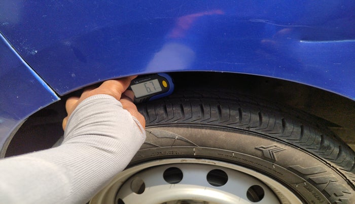 2012 Hyundai Eon D-LITE+, Petrol, Manual, 71,155 km, tyre