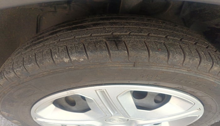 2022 Tata NEXON XM SUNROOF PETROL, Petrol, Manual, 8,165 km, tyre