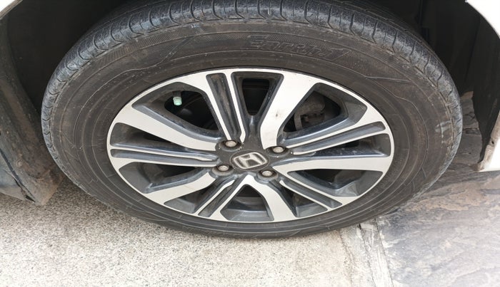 2017 Honda City 1.5L I-VTEC V MT, Petrol, Manual, 95,699 km, tyre