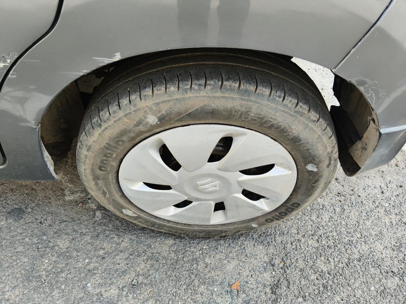 2016 Maruti Celerio VXI (O), Petrol, Manual, 90,000 km, tyre