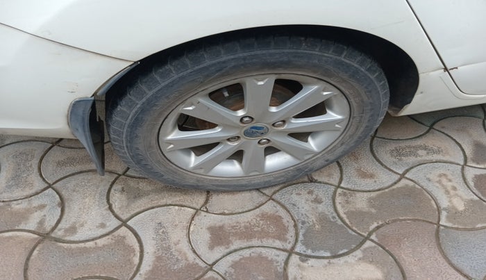 2012 Ford Fiesta TITANIUM DIESEL, Diesel, Manual, 1,41,392 km, tyre
