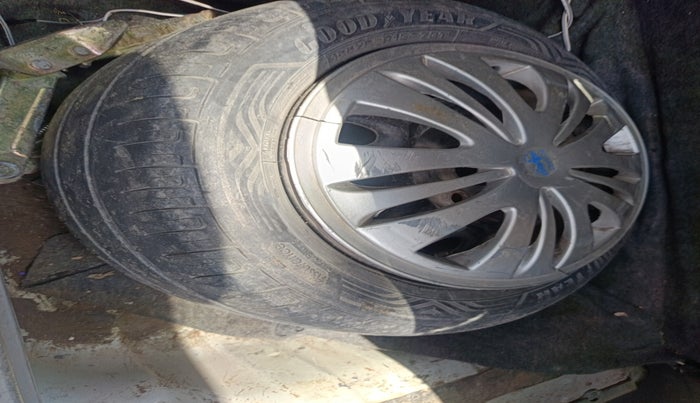 2011 Maruti Alto K10 VXI, Petrol, Manual, 1,15,169 km, tyre