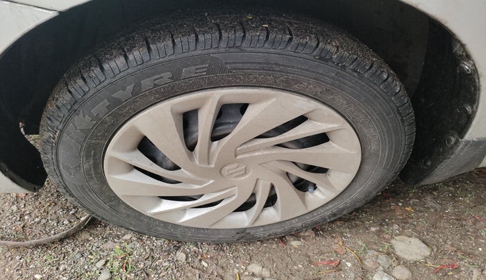 2015 Maruti Ciaz VDI SHVS, Diesel, Manual, 1,67,356 km, tyre