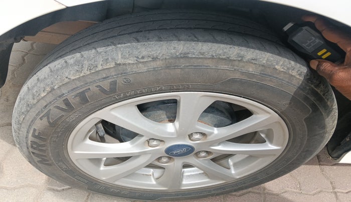 2019 Ford New Figo TITANIUM 1.2 PETROL MT, Petrol, Manual, 37,927 km, tyre