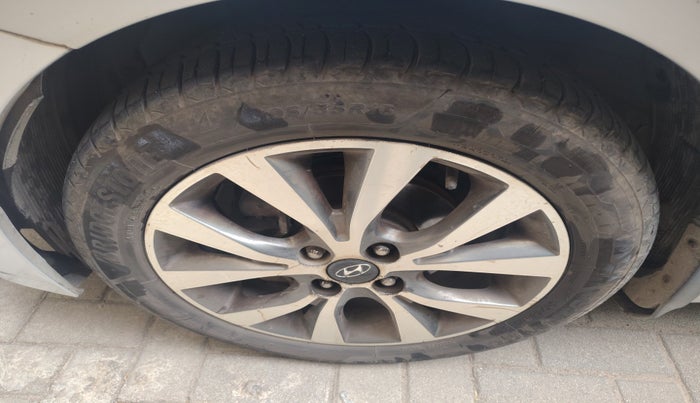 2016 Hyundai Verna 1.6 CRDI SX, Diesel, Manual, 1,85,593 km, tyre