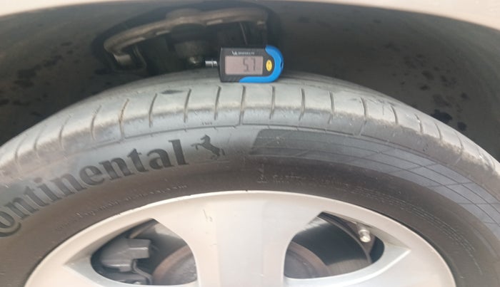 2010 Mercedes Benz GL Class 350 CDI BLUE EFFICIENCY, Diesel, Automatic, 1,33,931 km, tyre