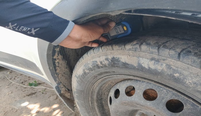2018 Tata NEXON XZ PLUS DIESEL DUAL TONE, Diesel, Manual, 1,92,337 km, tyre
