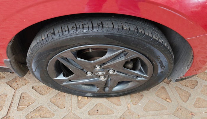 2021 Hyundai NEW I20 SPORTZ 1.2 MT, Petrol, Manual, 36,608 km, tyre