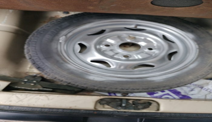2000 Maruti Zen LX, Petrol, Manual, 34,716 km, tyre
