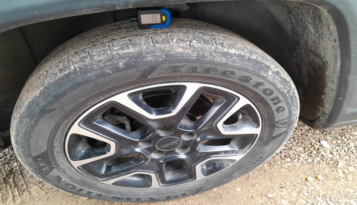 2019 Jeep Compass TRAILHAWK (O) 2.0 4X4, Diesel, Automatic, 1,00,140 km, tyre
