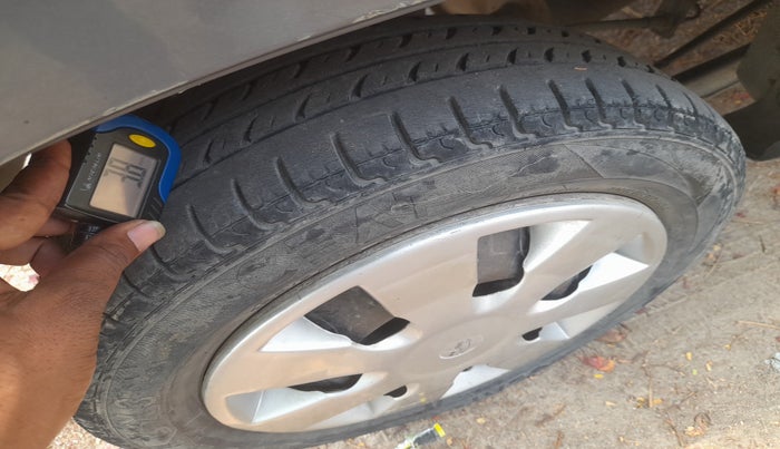 2014 Maruti Alto K10 VXI, Petrol, Manual, 10,12,251 km, tyre