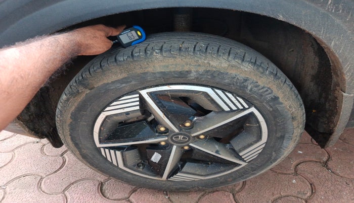 2023 Tata NEXON FEARLESS SUNROOF DUAL TONE 1.2 PETROL, Petrol, Manual, 30,220 km, tyre