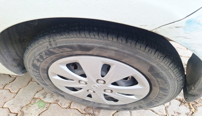 2010 Hyundai i10 SPORTZ 1.2 AT, Petrol, Automatic, 59,755 km, tyre
