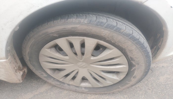 2012 Maruti Ertiga VXI, Petrol, Manual, 1,22,053 km, tyre