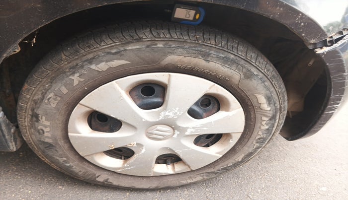 2010 Maruti Ritz VDI, Diesel, Manual, 679 km, tyre