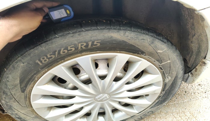 2015 Maruti Ciaz VDI +, Diesel, Manual, 1,37,961 km, tyre