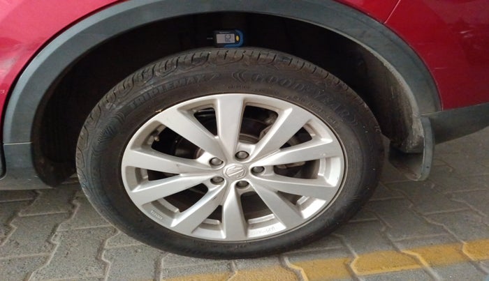 2024 MG ASTOR Select 1.5 CVT (Ivory), Petrol, Automatic, 9,338 km, tyre