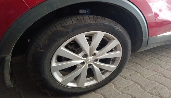 2024 MG ASTOR Select 1.5 CVT (Ivory), Petrol, Automatic, 9,338 km, tyre