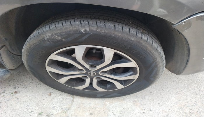 2014 Nissan Terrano XL D PLUS, Diesel, Manual, 71,242 km, tyre