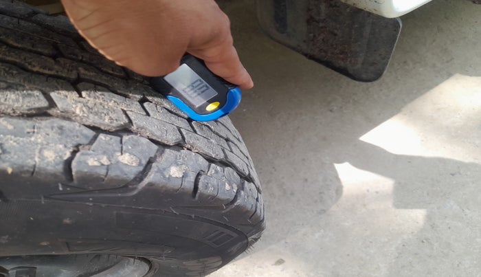 2022 Mahindra Bolero B6, Diesel, Manual, 1,15,976 km, tyre