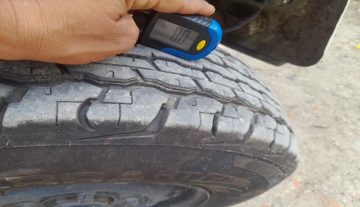 2022 Mahindra Bolero B6, Diesel, Manual, 1,15,976 km, tyre