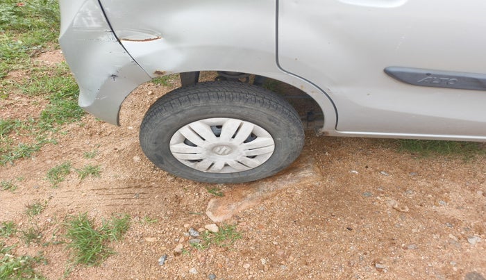 2012 Maruti Alto 800 LXI CNG, Petrol, Manual, 1,93,730 km, tyre